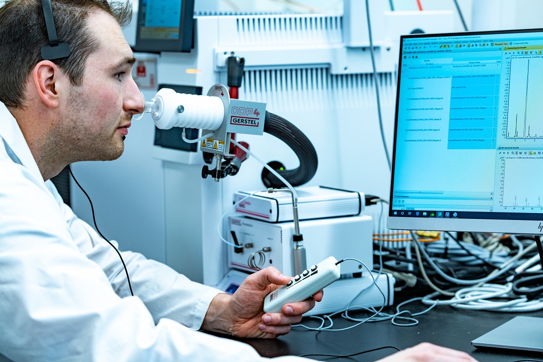 AGC Researcher performing sensory evaluation at the computer