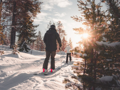 Outdoor Series: Skiing