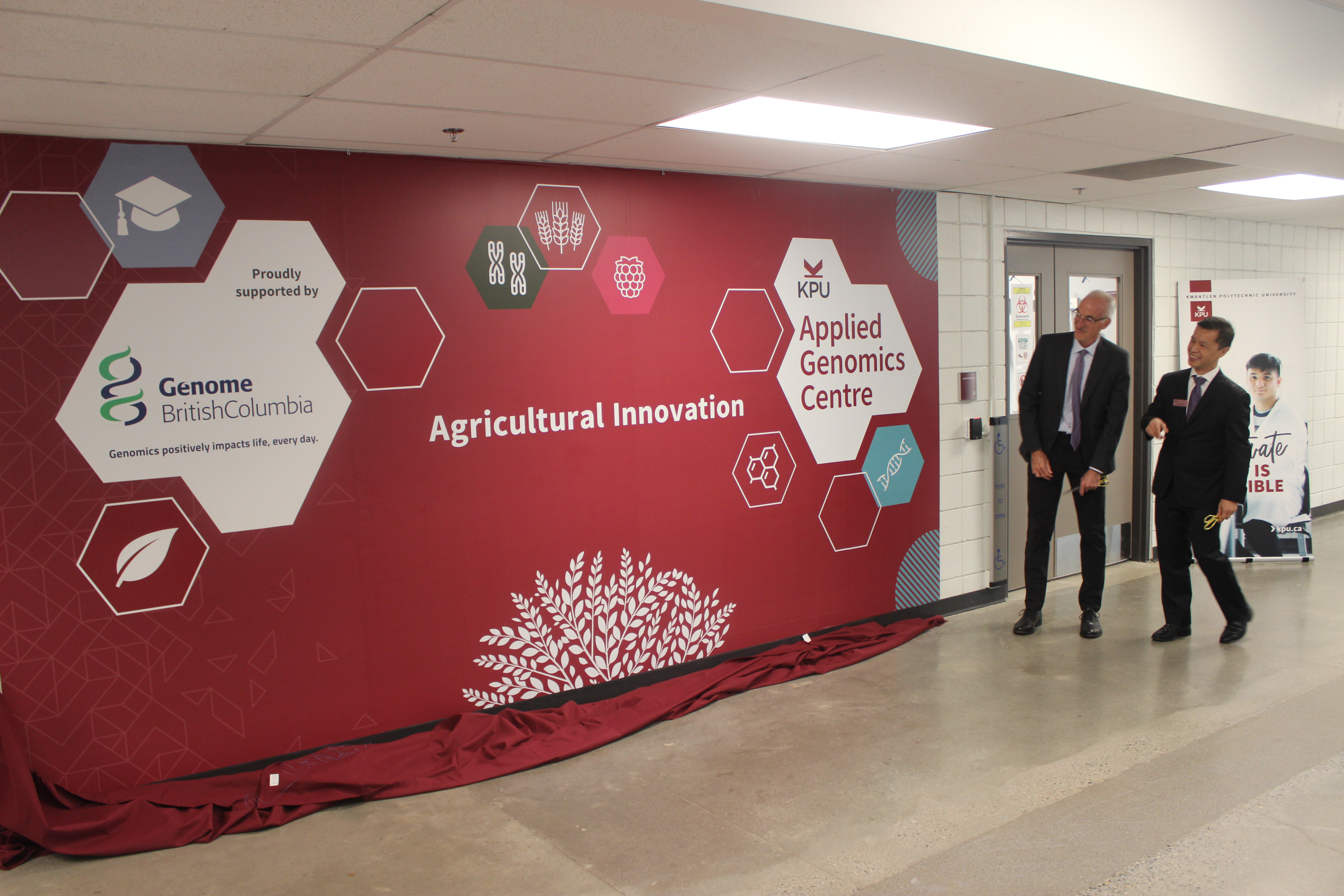 Tony Brooks, Genome BC’s Chief Financial Officer and Vice President, Entrepreneurship & Commercialization and Dr. Bruce Choy, KPU President and Vice Chancellor 